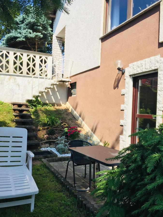Luftkurort, Perle Des Neckartals Hirschhorn Exterior foto