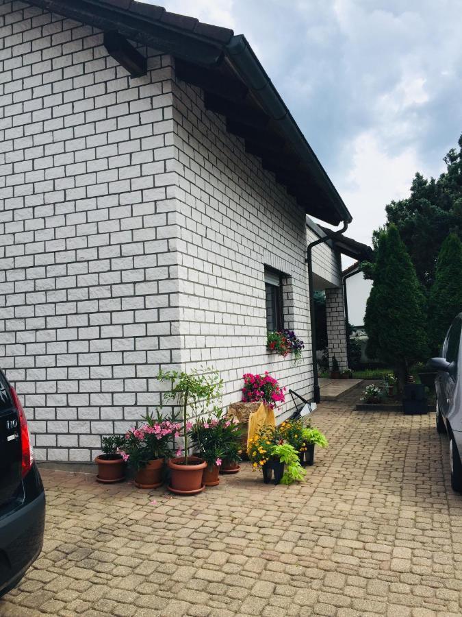Luftkurort, Perle Des Neckartals Hirschhorn Exterior foto